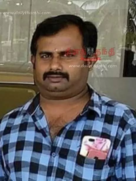 சென்னிமலை அருகே மருந்து கடைக்காரர் தீக்குளித்து தற்கொலை