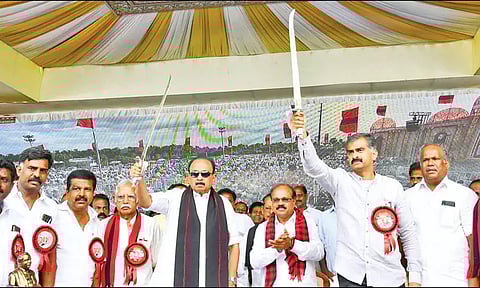 மத்திய அரசின் மக்கள் விரோத திட்டங்களை கடுமையாக எதிர்ப்போம் -வைகோ பேச்சு