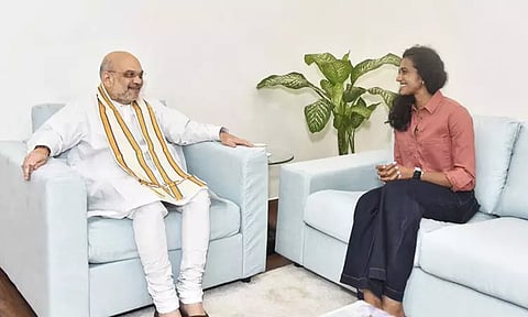 உள்துறை மந்திரி அமித்ஷாவை சந்தித்தார் பி.வி.சிந்து..!!