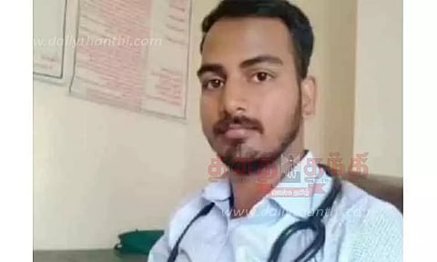 ஹேமாவதி ஆற்றில் தவறி விழுந்த டாக்டர் சாவு