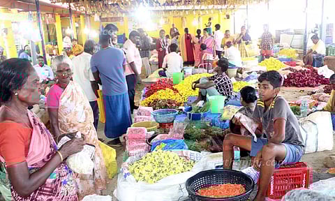 பூக்கள் விலை உயர்வு
