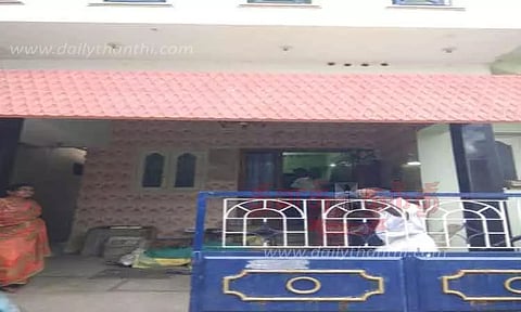 கோபி அருகே வீடு புகுந்து 20 பவுன் நகை திருட்டு