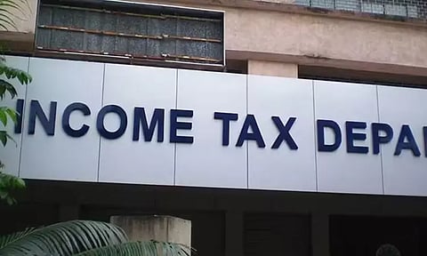 சென்னையில் 30-க்கும் மேற்பட்ட இடங்களில் வருமான வரித்துறையினர் சோதனை