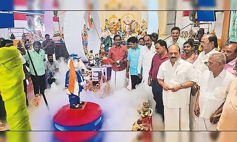 சிட்லபாக்கத்தில் 20 ஆயிரம் விநாயகர் சிலைகளுடன் கண்காட்சி - அமைச்சர் தா.மோ.அன்பரசன் தொடங்கிவைத்தார்