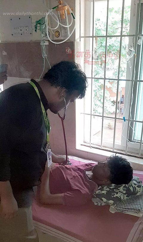 நாமக்கல்லில்`பர்கர்' சாப்பிட்ட கல்லூரி மாணவருக்கு உடல்நலம் பாதிப்புஅரசு ஆஸ்பத்திரியில் சிகிச்சை