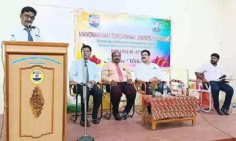 முதலாம் ஆண்டு மாணவர்களுக்கான ஒருங்கிணைப்பு விழா