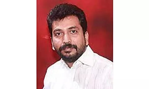 கொரோனா பரவலின்போது கிச்சடி வினியோகத்தில் முறைகேடு; உத்தவ் சிவசேனா தலைவரிடம் அமலாக்கத்துறை 5 மணி நேரம் விசாரணை