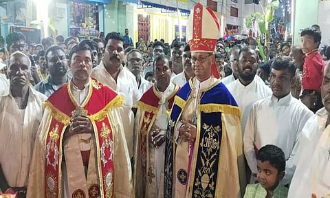 தருவைகுளம்அதிதூதர் மிக்கேல் ஆலய திருவிழா கொடியேற்றம்