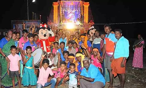 விநாயகர் சிலைகள் நீர்நிலைகளில் கரைப்பு