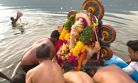 பூலாம்பட்டி, கல்வடங்கம் காவிரி ஆற்றில் விநாயகர் சிலைகள் கரைப்பு