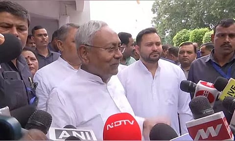 நாடு முழுவதும் மக்கள் தொகை கணக்கெடுப்பை உடனடியாக தொடங்க வேண்டும் - பீகார் முதல்-மந்திரி நிதிஷ்குமார் வலியுறுத்தல்