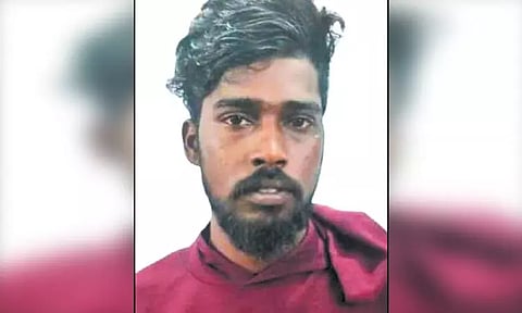 காசிமேடு மீன் மார்க்கெட்டில் ரவுடி ஓட ஓட வெட்டிக்கொலை - 4 பேர் கைது