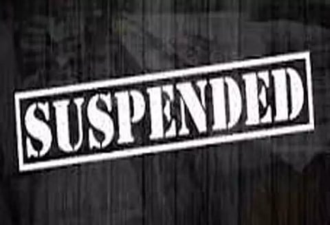 ரூ.1.20 கோடி நிலத்தை முறைகேடாக பதிவு செய்தஓட்டப்பிடாரம் துணை தாசில்தார்,கிராம நிர்வாக அதிகாரி பணி இடைநீக்கம்