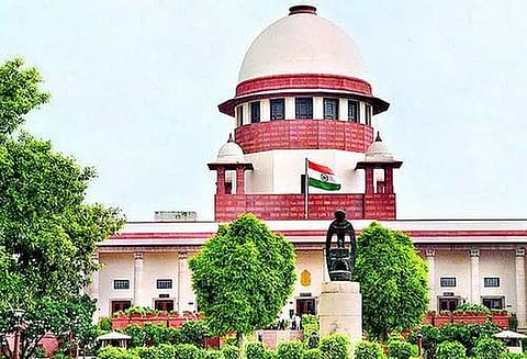 தீபாவளிக்கு 2 மணி நேரம் பட்டாசு வெடிக்கலாம் -சுப்ரீம் கோர்ட்டு உத்தரவு