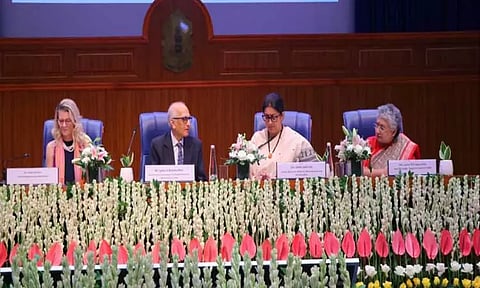 காணாமல்போன 4½ லட்சம் குழந்தைகள் மீட்பு - மத்திய மந்திரி ஸ்மிரிதி இரானி