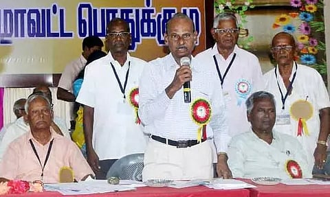 ஓய்வுபெற்ற அலுவலர்கள் சங்க மாவட்ட பொதுக்குழு கூட்டம்