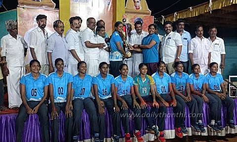 மாநில கைப்பந்து போட்டியில் மணப்பாறை அணி வெற்றி