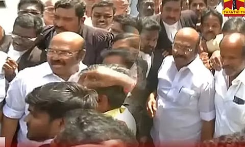 அமைச்சர் பொன்முடி வழக்கில் முன்னாள் அமைச்சர் ஜெயக்குமார் விழுப்புரம் நீதிமன்றத்தில் ஆஜர்