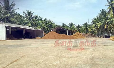 தென்னை நார் தொழிற்சாலைகள் வேலை நிறுத்தம்