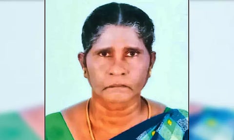 பல்லாவரத்தில் பலத்த மழையால் சோகம்; பக்கத்து வீட்டு சுவர் இடிந்து விழுந்ததில் மாடியில் தூங்கிய பெண் பலி