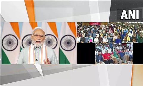 ரோஜ்கார் மேளா: புதிதாக அரசு பணிகளுக்கு தேர்ந்தெடுக்கப்பட்ட நபர்களுக்கு பிரதமர் மோடி வாழ்த்து