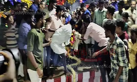 விவசாயம் செழிக்க வேண்டி எருது கட்டு விழா