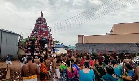 சேரன்குளம் வெங்கடாஜலபதி கோவில் தேரோட்டம்