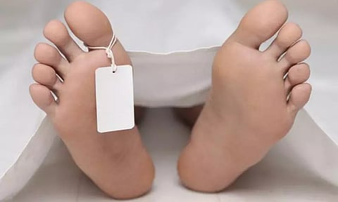 அழுகிய நிலையில் ஆண் பிணம் மீட்பு