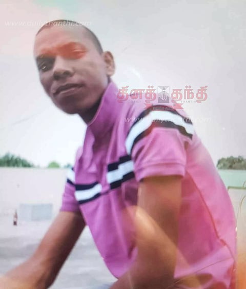 ஓடும் ரெயிலில் இருந்து தவறி விழுந்து காவலாளி பலி