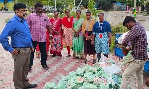 ரூ.10 ஆயிரம் பிளாஸ்டிக் பைகள் பறிமுதல்