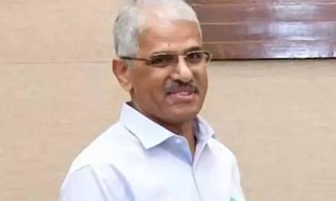 சென்னை, புறநகர் பகுதிகளில் மேற்கொள்ளப்படும் சாலைப்பணிகளை விரைவாக முடிக்க வேண்டும் - தலைமைச்செயலாளர் சிவ்தாஸ் மீனா உத்தரவு