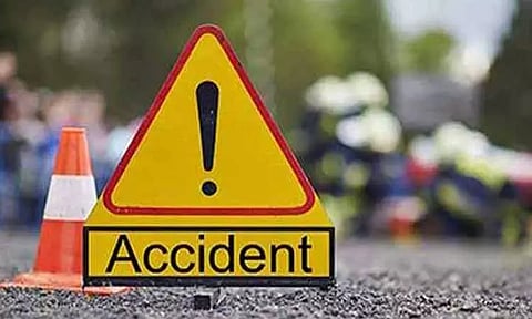 திருவள்ளூரில் வாகனம் மோதி தொழிலாளி பலி