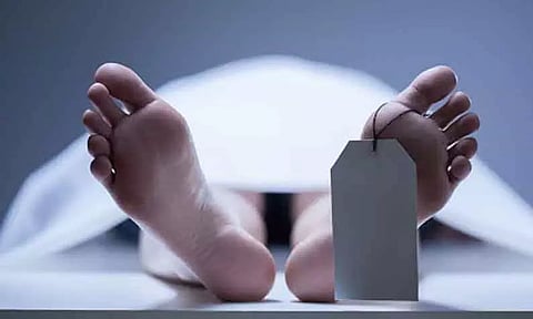 ரெயிலில் அடிபட்டு தொழிலாளி சாவு