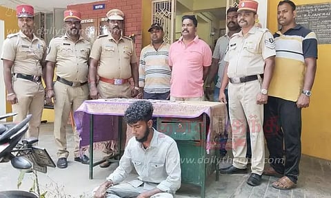கஞ்சா விற்ற சிறுவன் உள்பட 2 பேர் கைது