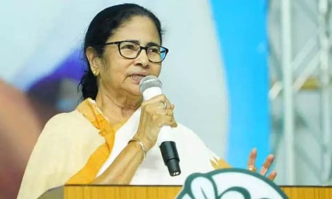 100 நாள் வேலைத்திட்ட நிதி முடக்கம்: டெல்லிக்கு படையெடுப்போம் - மம்தா பானர்ஜி அறிவிப்பு