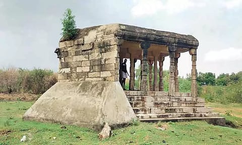 வெள்ள அபாயத்தைச் சொல்லும் சங்கு மண்டபம்