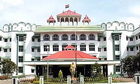 மதுரை ஐகோர்ட்டில் வழக்குகளை விசாரிக்கும் நீதிபதிகள் விவரம்