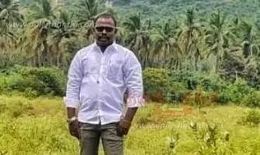 சாலை தடுப்பு சுவரில் கார் மோதி தந்தை, மகள் பலி