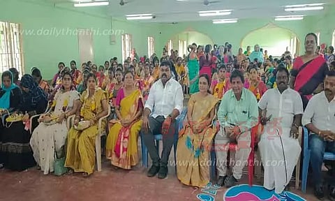 கர்ப்பிணிகளுக்கு சமுதாய வளைகாப்பு