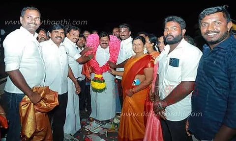 மாநில வழக்கறிஞர் பிரிவு செயலாளர் இன்பதுரைக்கு அ.தி.மு.க.வினர் வரவேற்பு