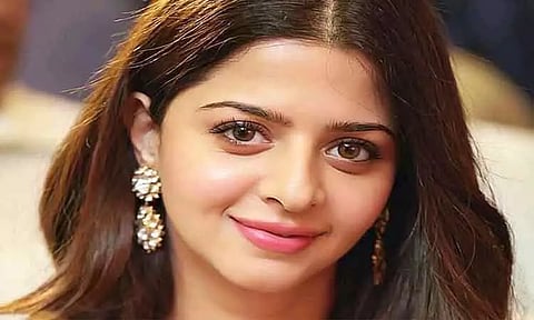 சைவ உணவுக்கு மாற நடிகை வேதிகா வேண்டுகோள்