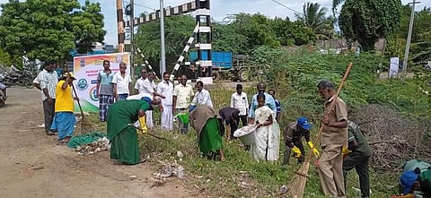 தலைஞாயிறு, கீழ்வேளூரில் தூய்மைப்பணி