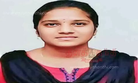 மோட்டாரை இயக்கியபோது மின்சாரம் தாக்கி இளம்பெண் பலி