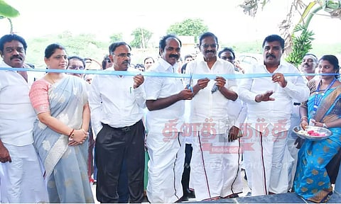 ரூ.9 கோடி மதிப்பீட்டில் கருங்கல் தடுப்பு சுவர்