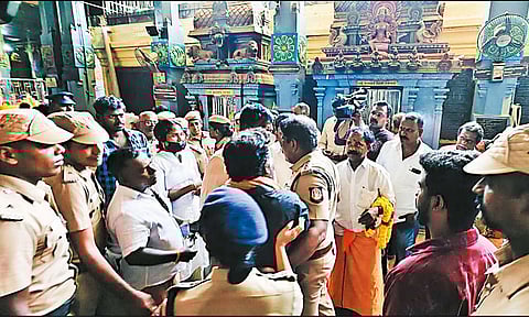 பாரிமுனையில் பழமைவாய்ந்த காளிகாம்பாள் கோவில் இந்து சமய அறநிலையத்துறை வசம் வந்தது