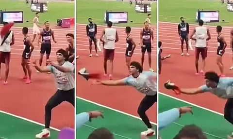 தேசிய கொடியை கீழே விழாமல் லாவகமாக பிடித்த நீரஜ் சோப்ரா..!