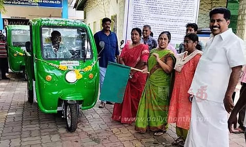 தூய்மை பணிக்கு புதிய வாகனங்கள்