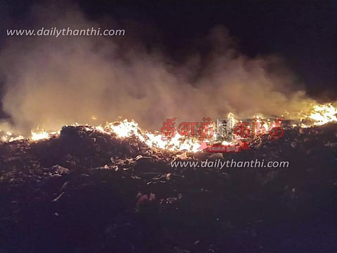 வெண்டிபாளையம் குப்பைக்கிடங்கில் தீ