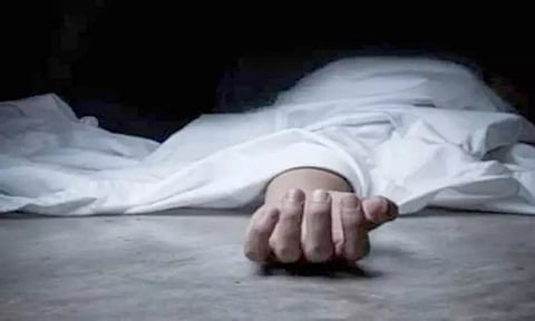 மனைவி, மகள்களை சுட்டுக் கொன்றுவிட்டு தற்கொலை செய்த போலீஸ்காரர்- ஆந்திராவில் அதிர்ச்சி