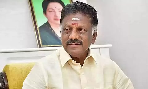 அரசுக் கல்லூரிகளில் காலியாக உள்ள ஆசிரியர் பணியிடங்களை போர்க்கால அடிப்படையில் நிரப்ப வேண்டும் - ஓ.பன்னீர்செல்வம் வலியுறுத்தல்